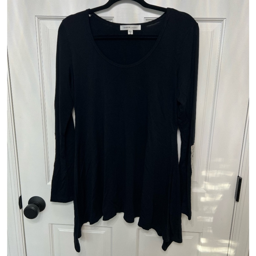 Karen Kane Snakeskin Detail Top